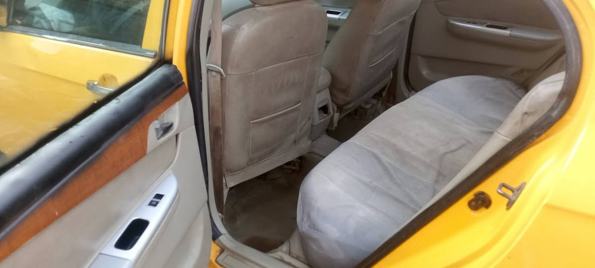 ليفان 620رقم صدامي موديل 2012نجف راعيه ماواصله ابيع مسوول عن السرقه والعشايرمكينه بيه بخار  السعر 13ورقه بيع او مراوس ماكو اشكال السياره موجوده بالديوانيه الاتصال *********** بي واتساب
