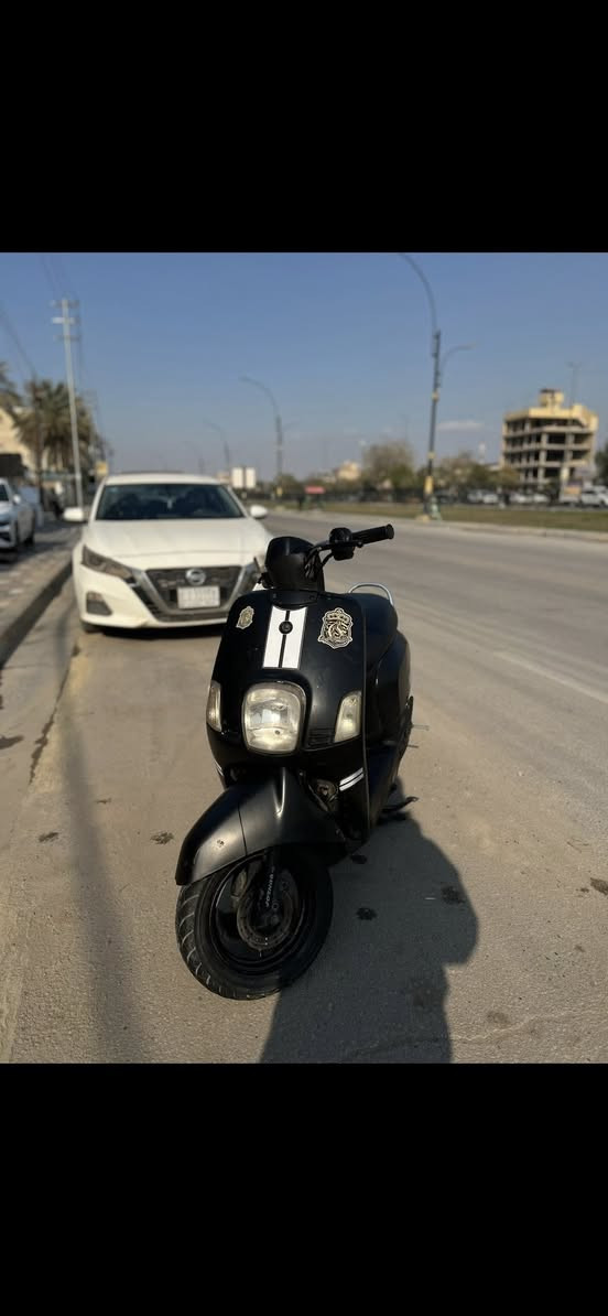 سلام عليكم شباب بولسي للبيع
مكينه مفتوحه بس اذا مو معدلك 120 مرجوع 
نقص شوته واشاير وبك لايت مايشتغلن الباقي كله شغال سلف لايت كلشي باتري جديد ضفيره فول 
السعر 500 وبيها مجال بسيط كلش


**إذا كنت صاحب هذا الإعلان وتريد حذفه لأي سبب، رجاءا أرسل رسالة إلى الدعم الفني**