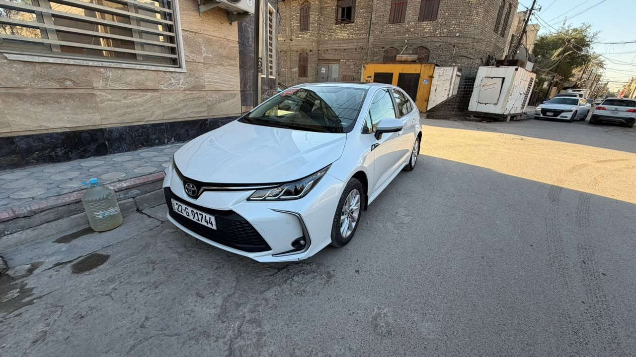 تويوتا كوريلا ساس ماشيه 15 الف فقط بحالة الزيرو مكفوله السياره مكانها بغداد سعرها 192 ورقه يعني تقريبا بل عراقي 27 مليون ونص بانزين فقط وكاله 
***********
