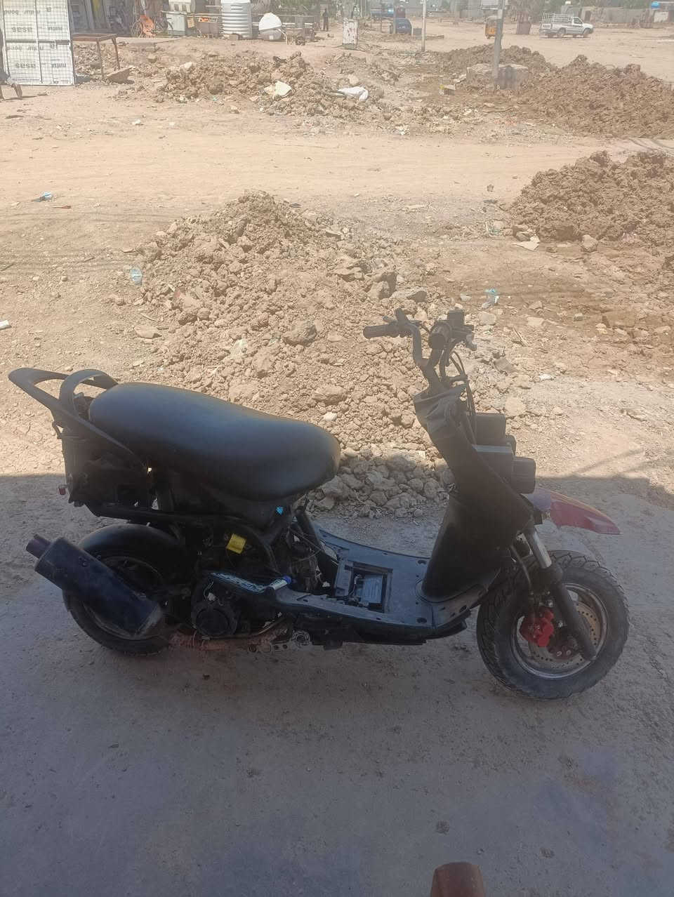 سلام عليكم دراجه فورتي للبيع دراجه بيها صلنصه رياضي تجفيت جديد مصارله سبوع سعر 175الف مكاني بعقوبه حي المعلمين ***********
