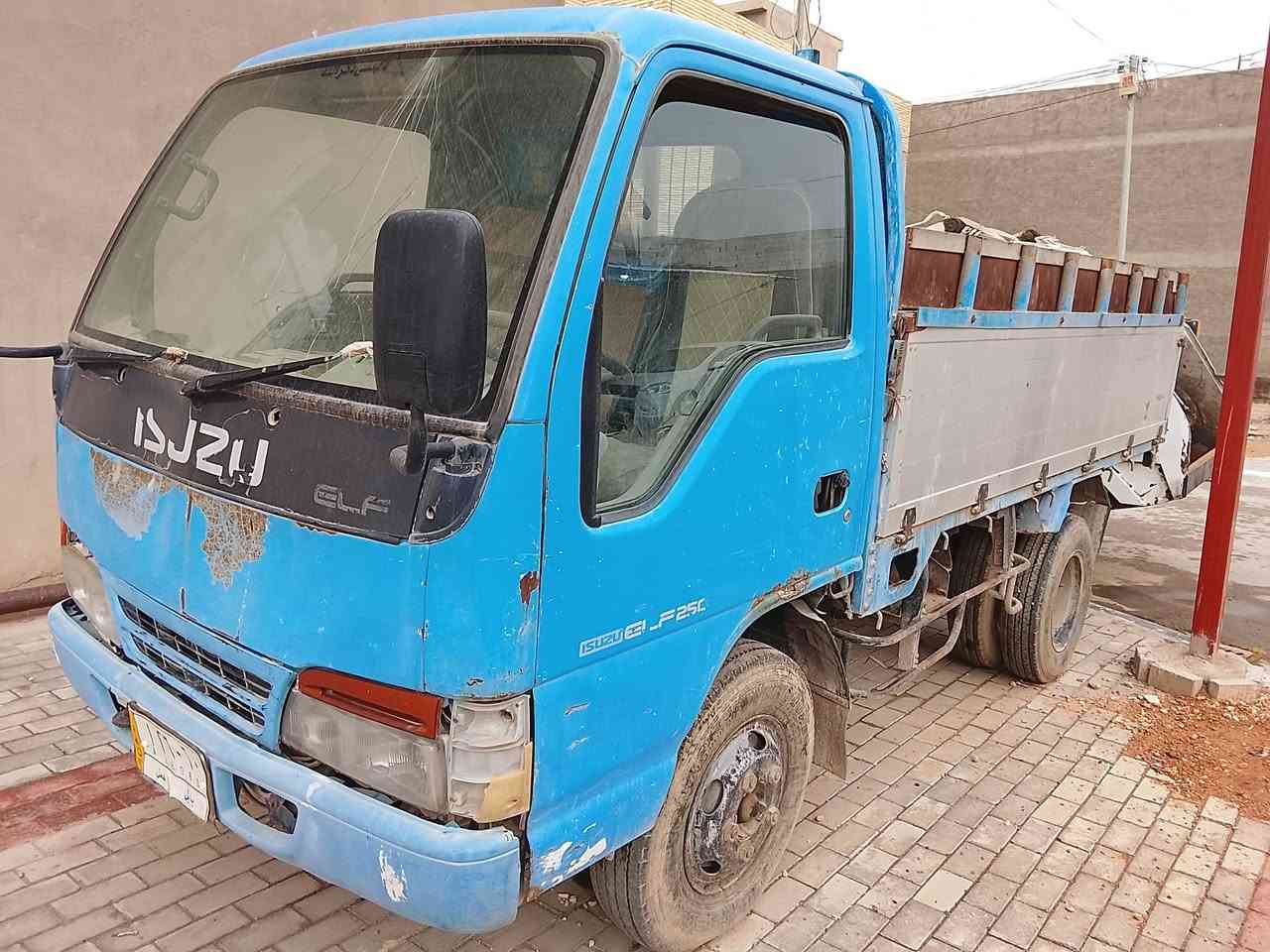 سلام عليكم ازوزه للبيع موديل ٩٤رقم الاتصال ع الرقم ***********
