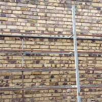 رفوف حديد تسكام وحده خمسه متر وثانيه اربعه ونص متر وثلاثه 3متر حريه سع...