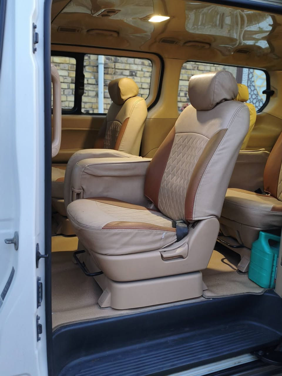 السلام عليكم
سيارة ستاركس 2016الشكل القديم مفتوح محوره مسكر 7سيارة جاهزه محرك كير تبريد تخم تاير غرفه
رقم كربلاء انكلزي بسمي مصفره هيئه وضريبه
العنوان ديوانيه قضاءالشامية ***********
