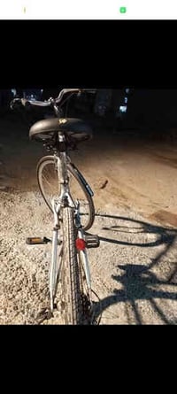 ورحمة الله بايسكل ياباني رياضي اللون رصاصي للبيع السعر 50 المكان تاجيا...