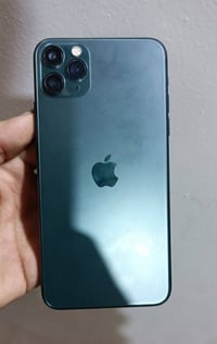 آيفون ١١ برو ماكس • ٢٥٦ • شاشة مستبدلة