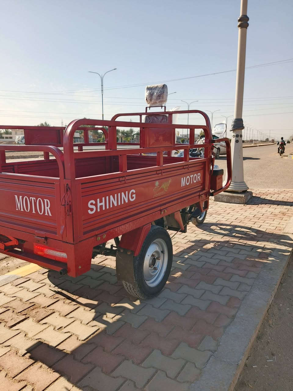 ***********
السلام عليكم 23 جمرك ما صار 20 يوم من طالعه سعر 2850 وبيها مجال بسيط للشرائع مكاني الانبار فلوجه صقلاويه
