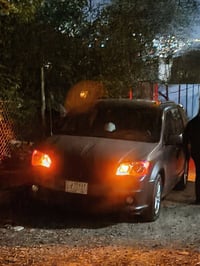 ‏السلام عليكم. 2019 كرفان 3 قطع تبريد sxt فول كهرباء ابواب وصندوگ وجام...