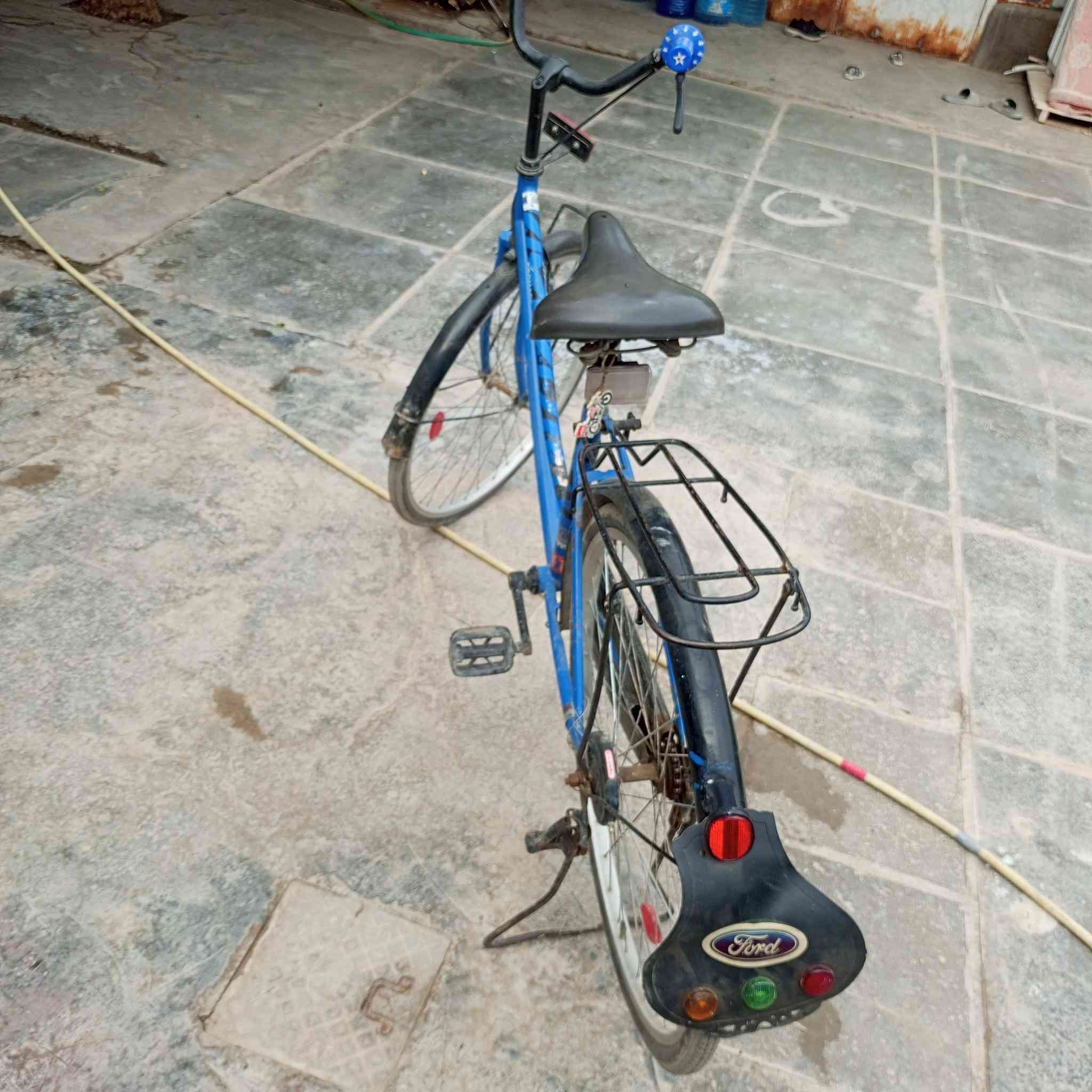 سلام عليكم بايسكل بناتي 2014
ما ناقصه برغي مكاني بغداد المعامل سعر 75
***********
