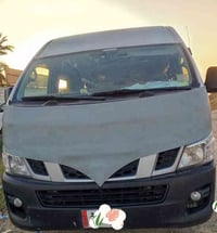 نيسان 2017للبيع بيها صبغ بجنطه وباب السلايت مكان الحصوه محرك مفتوح تجف...