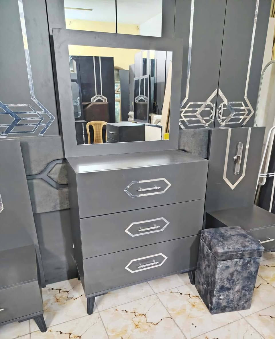 غرفه نوم 8 قطع نضافه 95% كل هذا بـ 700 شد ونقل داخل بغداد مجاني 650قفله


**إذا كنت صاحب هذا الإعلان وتريد حذفه لأي سبب، رجاءا أرسل رسالة إلى الدعم الفني**