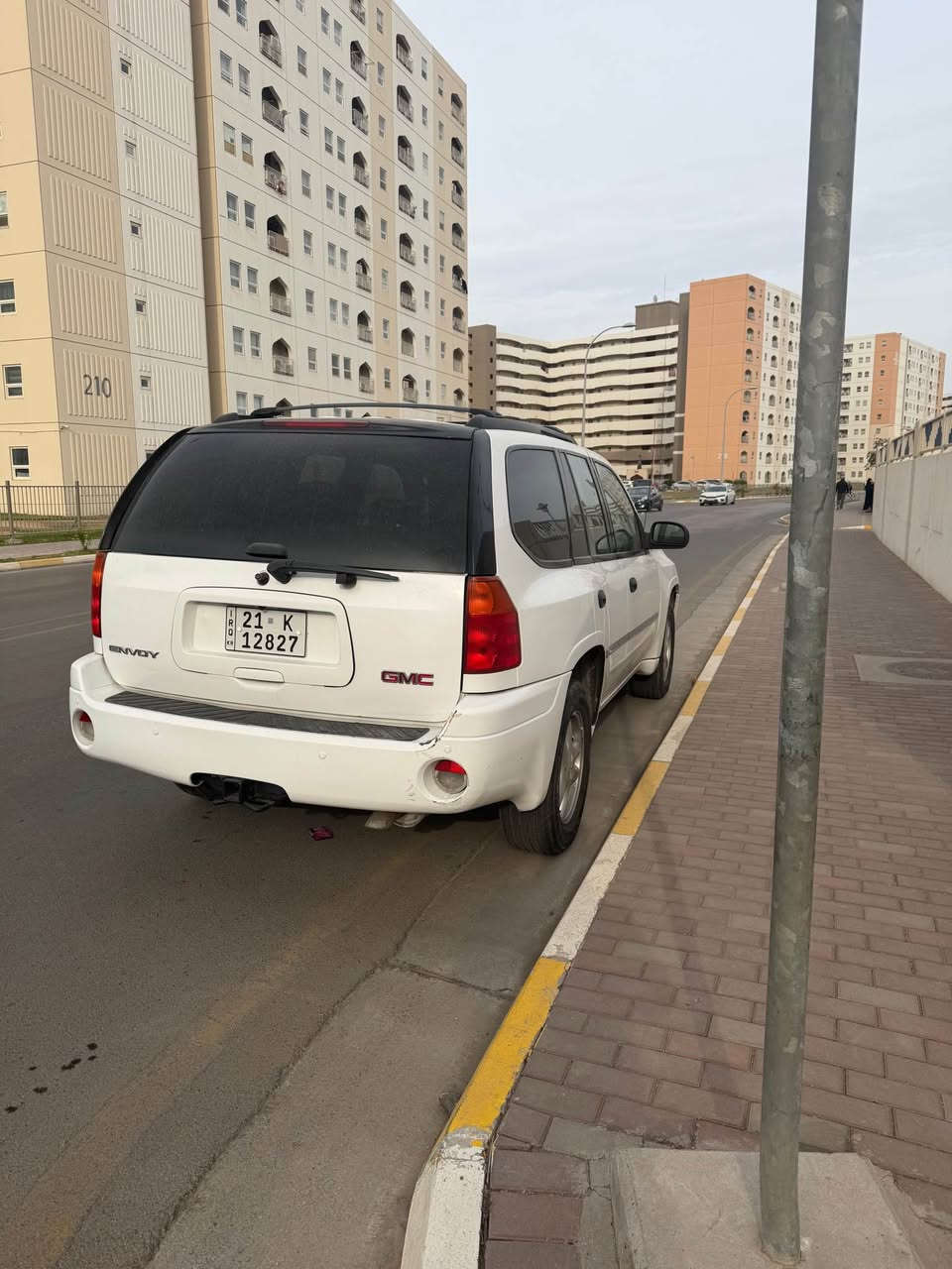 ‏CMC موديل ٢٠٠٧ مكفوله من الحادق والصبغ مكينه وكير وكهربائيات وصدر امامي وخلفي جدد مكاني بغداد بسماية السعر ١٠٥ قفلهه للاتصال *********** بغداد, العراق
