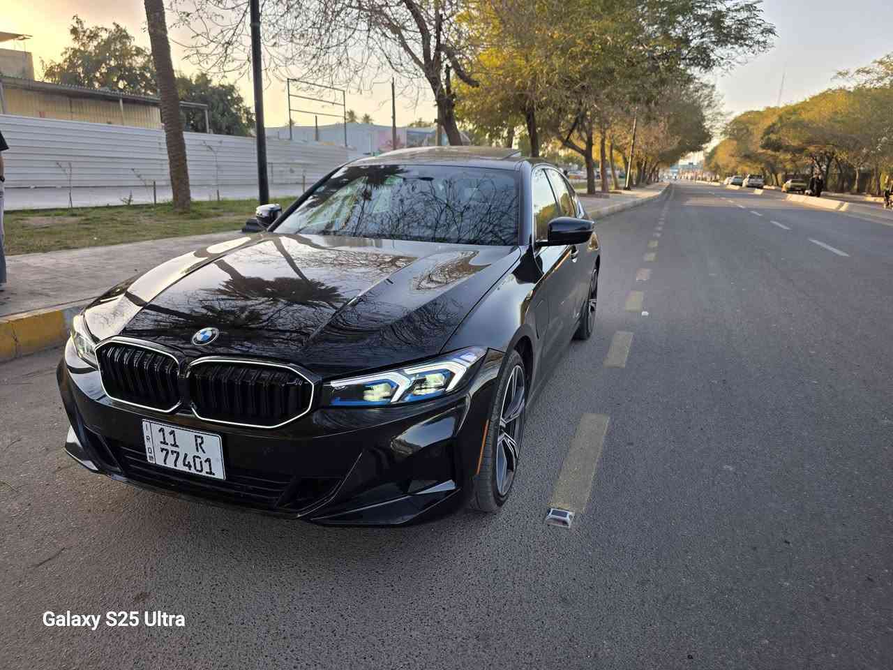 BMW   هايبرد بلك ان 330  e  موديل 2024فول موصفات فتحة جلد اصلي كرسي كهرباء ومدفاء ويلات اصلية واطارات طخم اصلي الوكالة  ماشية 8 الف ميل فقط دخول جديد  وترقيم  جديد  الظرر  بنيد و جاملغ  وتم  تبديلهم اصلي  نفس اللون  والايربكات  راجع  اصلي للمراسلة علا الخاص او وتساب  00962795999401  او الاتصال ***********
