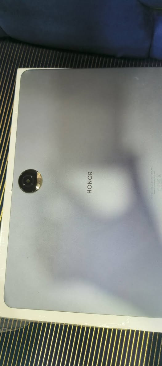 باد هونر 9 ضمان 1 سنه ذاكره 256 رام 16مستعمل فقط 3 شهور يرهم أقساط مع مقدمه سبب البيع طالب مدرسه
التاب كلش نضيف مع كامل ملحقاته شاحنه آصليه وكيبورد عربي إنكليزي أعلى سعر ابيع مكاني موصل الرقم ***********
