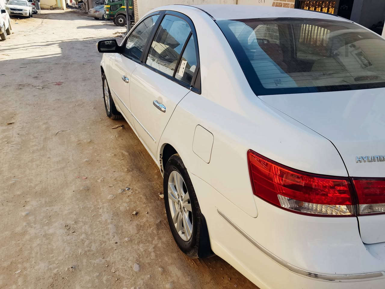 السلام عليكم سونات مديل 2011 فول مواصفات واحد على واحد فتحه تحكمات مري شفط اشاير تبريد قطعتي جهازه معايزه برغي السياره جديده  كير مكينه حديدية تخم تاير تبريد  مكفولات كسر كارتون السياره بيها صبغات بصيطه بدون حادث  لافتح ولا تبديل مكفوله تكم وحوض وشواصي  شغل تاري وين متريد شرط الفحص رقم اربيل ألماني مداو وكاله مضمون  سعر ١٠٣بيها مجال للشراي مكان السياره نجف للتواصل ***********
