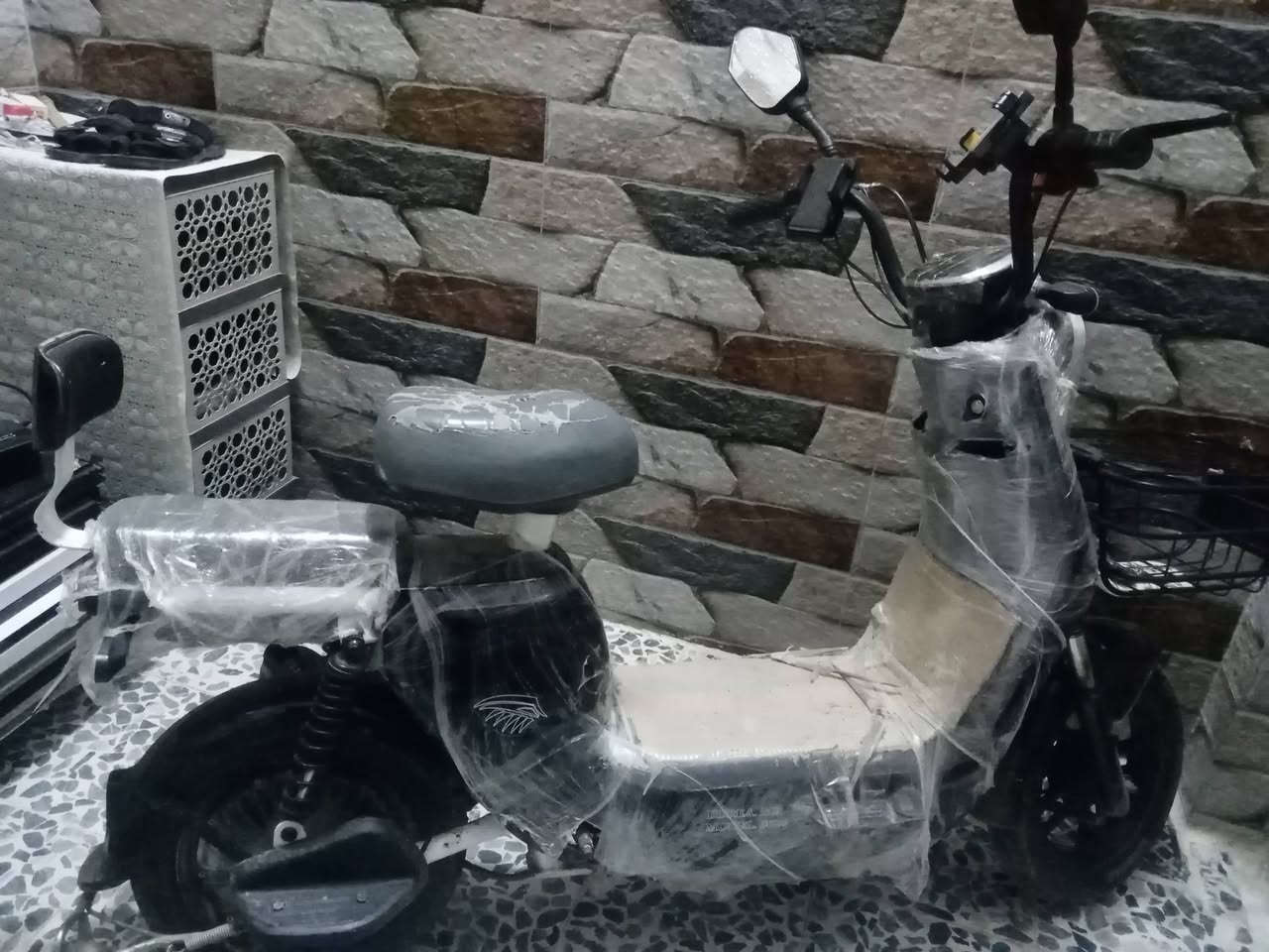 ماطور شحن حجم ١٤ ما بي أي نقص كلو جديد السعر ١٧٥ وبي مجال مكان موصل


**إذا كنت صاحب هذا الإعلان وتريد حذفه لأي سبب، رجاءا أرسل رسالة إلى الدعم الفني**