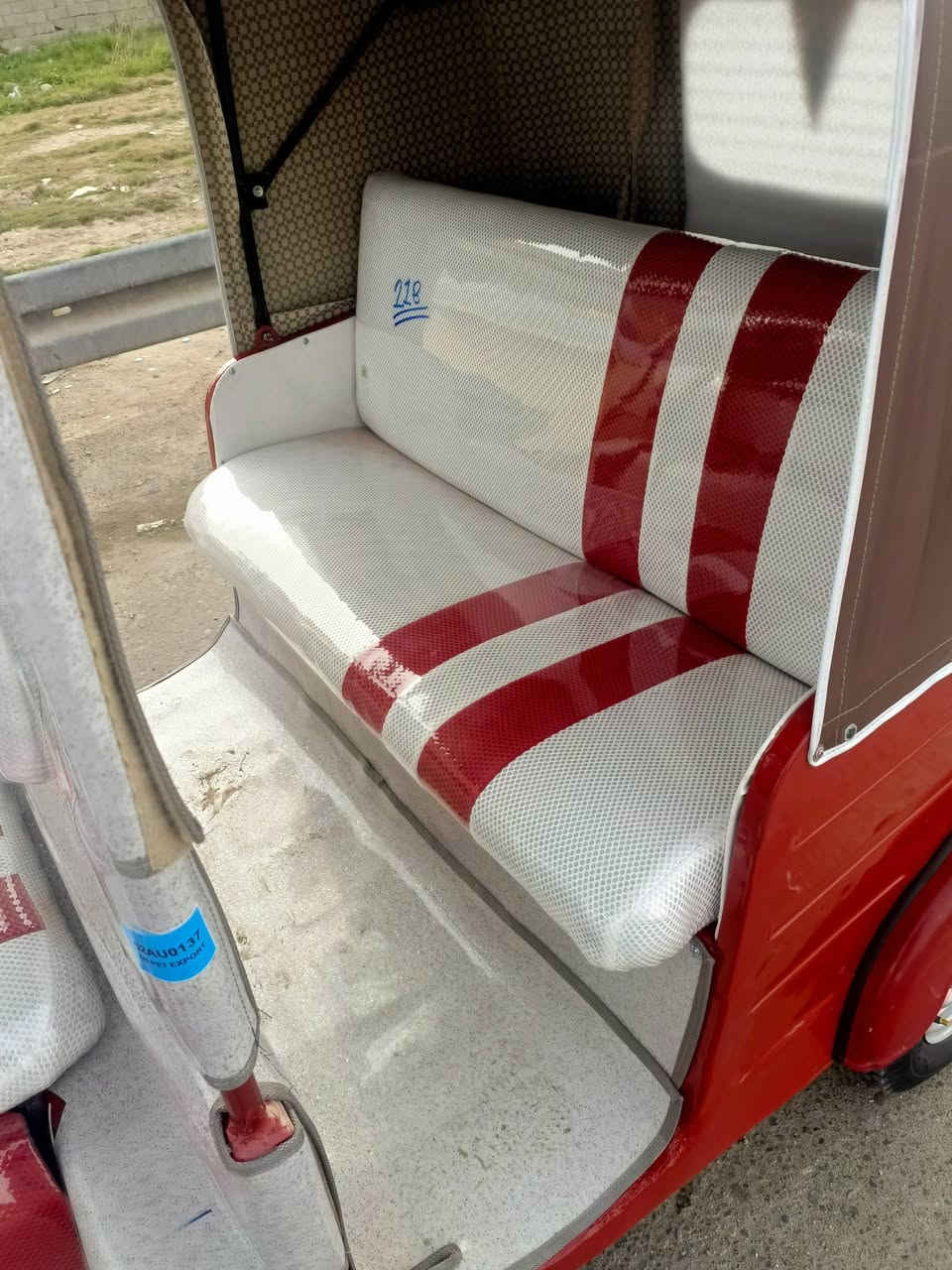 السلام عليكم تكتك للبيع موديل 2017 شهر 7 مكينة 20 
أوراق كاملة المصطفى مكاني بغداد جسر ديالى القديم 
رقمي *********** سعر خاص
