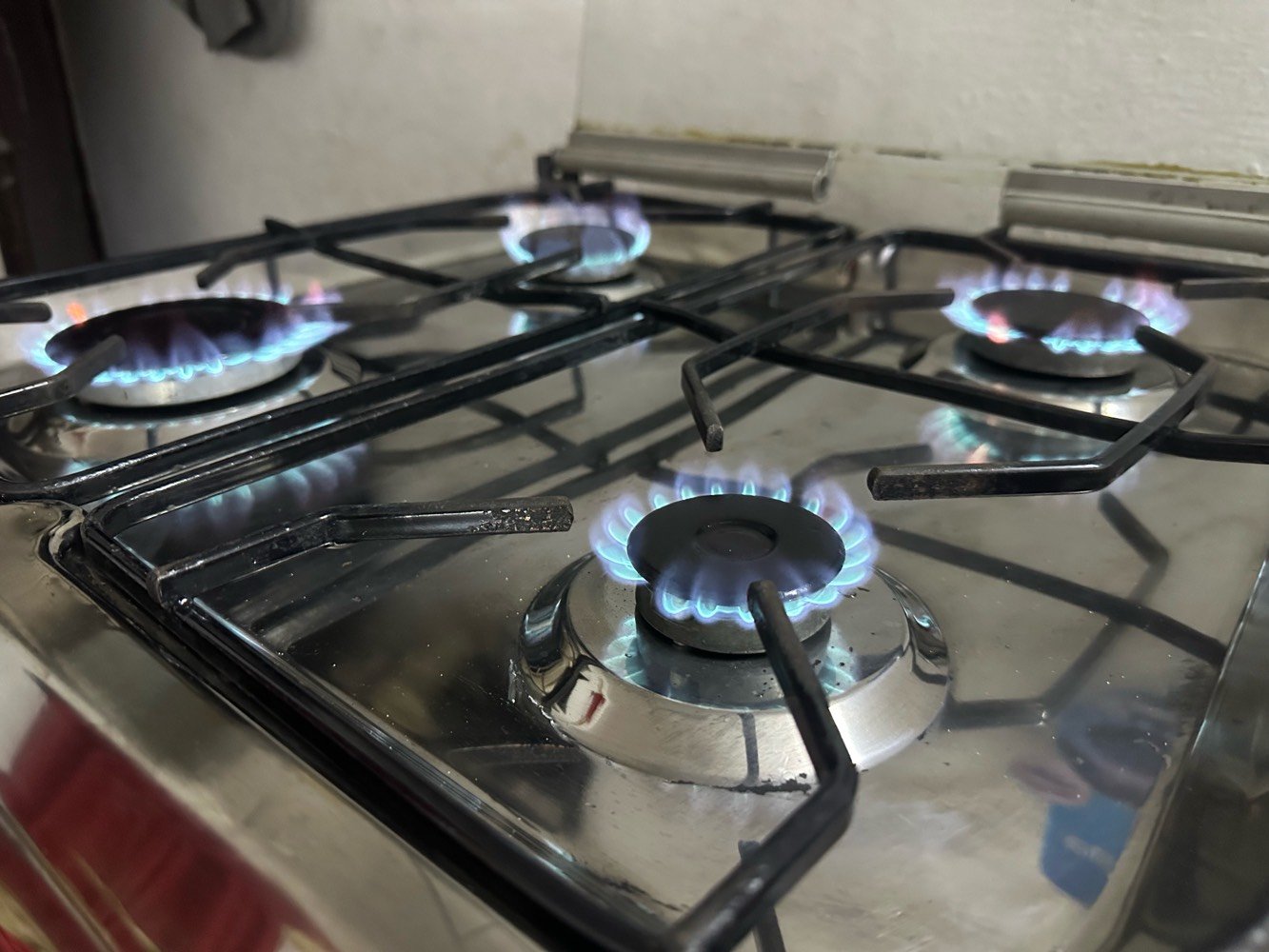 معرض الأخوين بأدارة حيدر وعمر

الثقه عنواننا ✅

عرض خاص وحلو ورخيص بلاش ماتلكه هيج سعر☺️

طباخ   مصري مستعمل حيل نضيف الضمان ولامان غني عن التعريف شرط الشغل ونار مال شركه قويه وزرقاء✅ الفرن شغال ونظام خطين  وناره قويه وزرقاء  ✅ وبي ضمان لمدة ثلاث اشهر لاتستلم الطباخ اذا مابي وصل ضمان 

ضمان حقيقي  سعره115 الف وبي مجال قليل بالسعر  وتوصيل مجاني داخل الموصل ✅

✅

للتواصل ع الرقم ***********

ملاحظه كل تفاصيل الطباخ مذكوره بالمنشور 

سارع بالحجز والطباخ يوصل باب بيتك ✅

شرط الفحص ع الغاز ✅