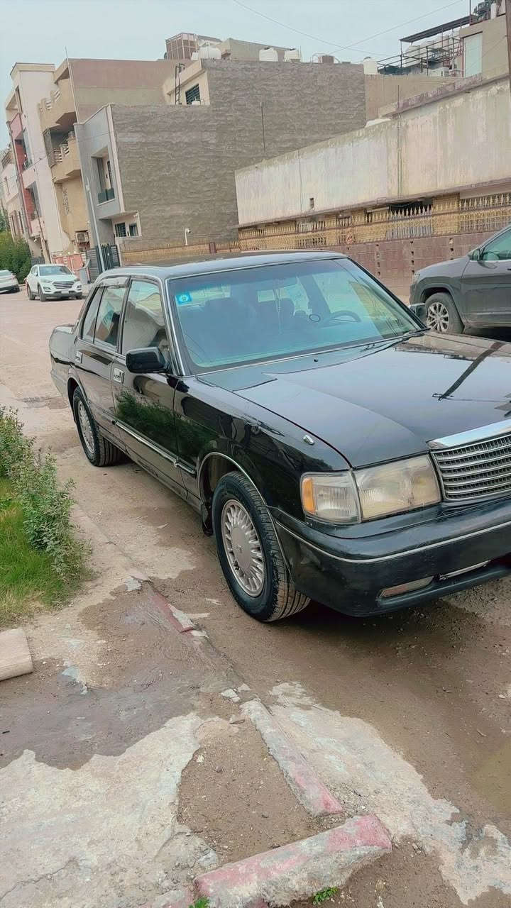 سلام عليكم سياره فول موصفات تبريد خلفي ثلاجه فول مكفوله من ضربه والصبغ والكص تحول ثاني يوم سياره بسمي قطره صبغ مابيه بلاد موديل 93 سعر 75 بيه مجال ***********
