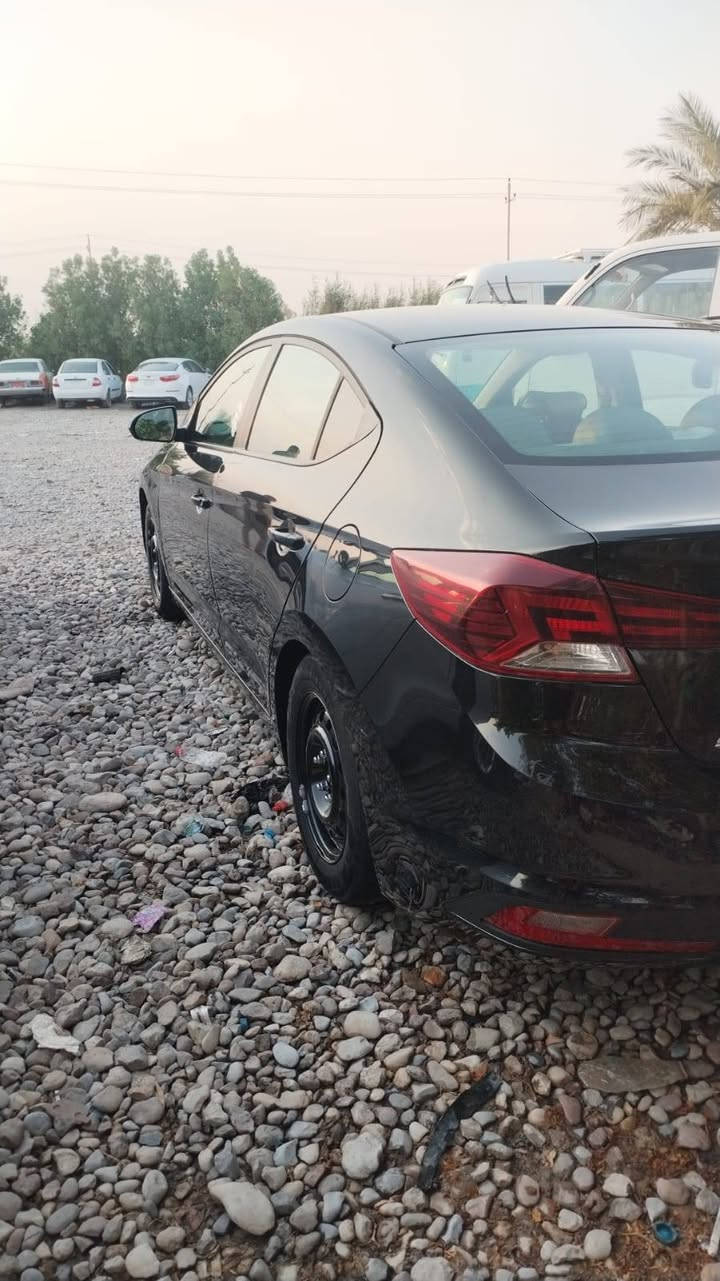 السلام عليكم الانترا 2020 أمريكي بيه بس ضربه مال أمريكا جاملغ وبنيد بدون   رقم قادسيه السياره معوقين 2027ينفك الحجز مالته تاخذ وكاله مواصفات توقيف ذاتي تحديد مسار تحكمات مانع انزلاق كير ايتي المرغوب دوشمه عامه لايت زنون منضومه عدسه مكينه 2000دوش تخم تاير وحداديه مكان السياره كوت مركز مدينه السعر 128
***********
