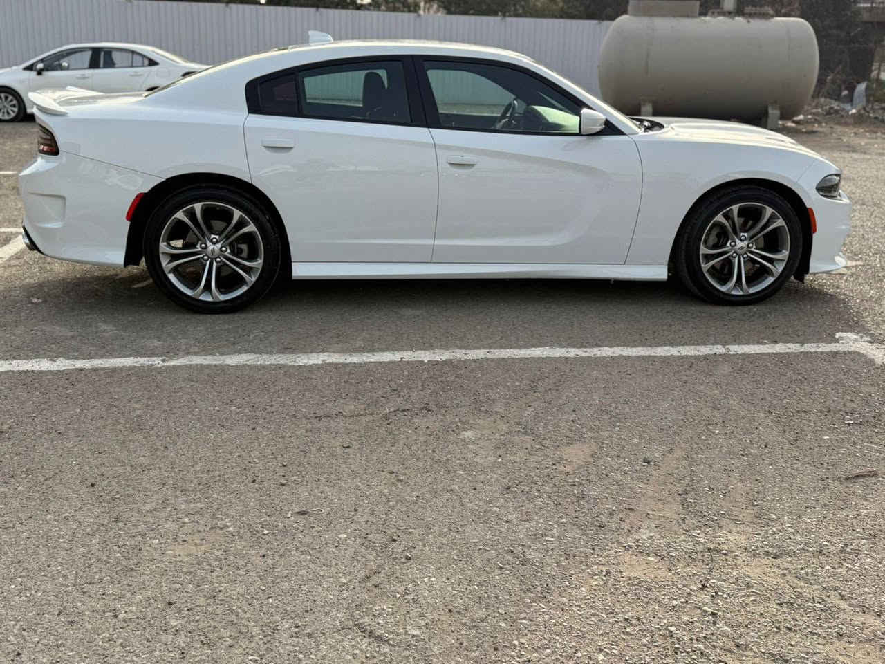 للبيع جارجر 2022 RT ✅

سعرها ادخل ع رابط https://t.me/carssofiraq/15594

دخول جديد رقم بغداد حلو مميز 
محرك 5700 هيمي المرغوب 
ماشية 41 الف ميل 
سيارة بدون حادث كلين بس على كد الايد بالبنيد بدون اي ايرباك بدون شواصي بدون لغد 
مواصفات Rt معروفه 
شاشه جبيره 
كشنات حضن 
شفتات استيرن 
حساسات خلفيه  
ويل 20
سياره نظيفة و جديدة
مكان سياره بغداد البلديات  
***********
.
.

🚗اعرض سيارتك ع اقوى قناة تلكرام للبيع و شراء سيارات ادخل ع رابط 
👇👇
https://t.me/carssofiraq
