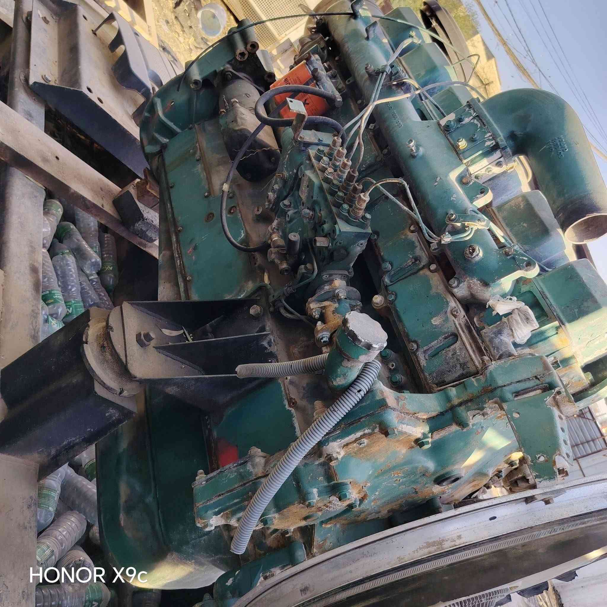 فالفو دي ١٦ ستندر شغاله بيها لحيم بالسلندر كلش قليل بم كهربائي وياها شاصي وطبكه مال تك للتواصل *********** غير متواجد عالفيس
