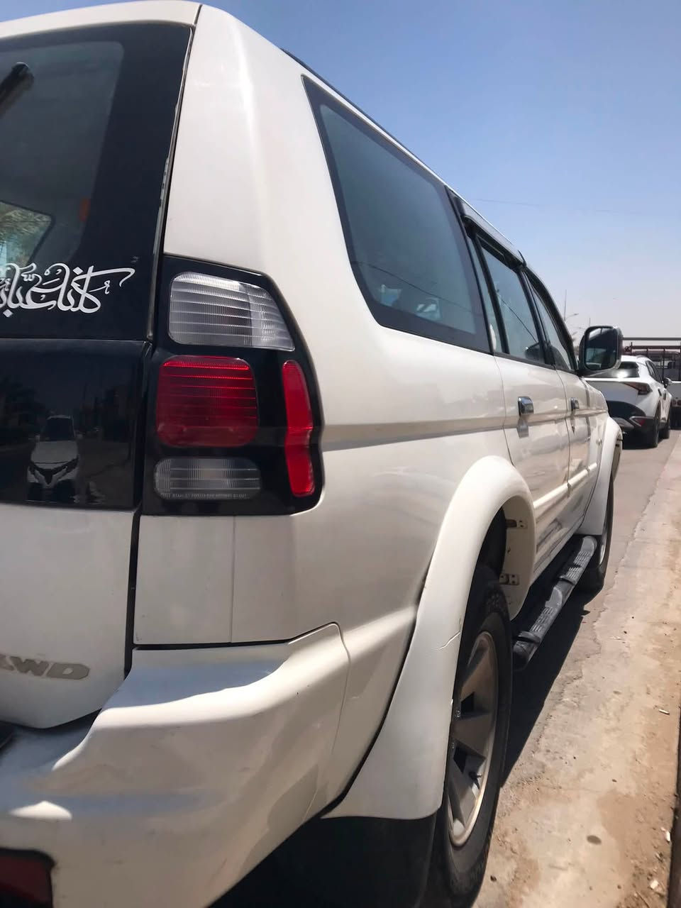 موديل ٢٠٠٧ رقم بغداد تحويل مباشر منضومه غاز بيهه لوكير شغال بيهه ٣ قطع صبغ تبريد ويه سويج طخم تاير جديد حداديه تمام السعر ٧٥ بيهه مجال عنوان بغداد ***********
