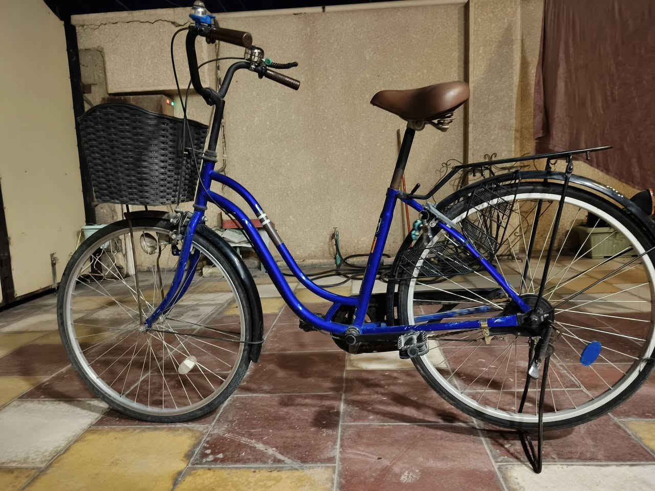 سلام عليكم باسكل بناتي للبيع حجم 26 سعر 85 وبيه مجال مكاني صويرة شارع النجمه للاستفسار ***********
