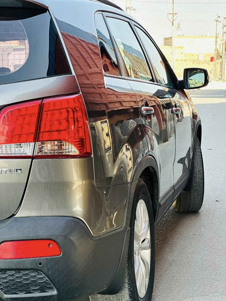 سلام عليكم
سورنتو 2013
مكينه كاز 
مكنيه كير مكفولات 
تبريد تدفئه شغال 
شاشه 
تحكم سترين
7 راكب 
السعر 55 او بيها مجال 
*********** 
ناصريه
