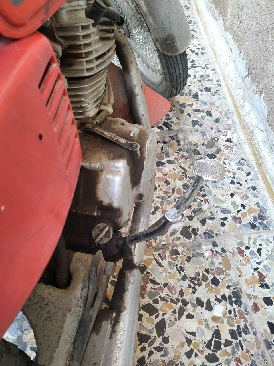 عندي اربعه كير كلك تشتغل عوزه ترتيبات رايدها 150 وشراي يدلل ***********
