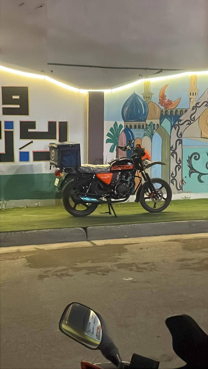 السلام عليكم دايوان 2025لون برتقالي واسود  الدراجة نزلتها اني بعدها زيرو وكل اسبوع ابدللهة دهن دراجة خير من الله وغنية عن التعريف للجناية دايوان السعر 2700  وبيها مجال المكان علوة الرشيد قرب ابو دشير للاستفسار ***********
