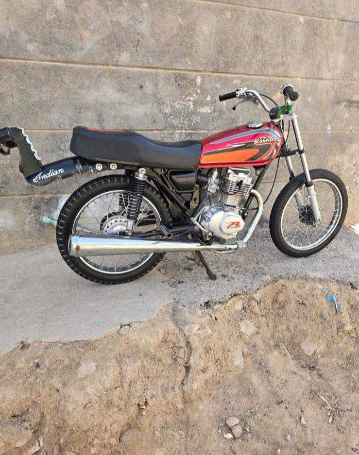 السلام عليكم دراجه21 اوراق كامله مستعجل على البيعه550وبيها مجال ***********
