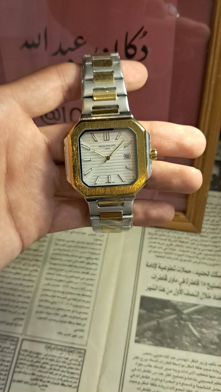 ساعة باتك فليب & هيوبلت وزن ثقيل 
بشكل مميز و الوان مميزة🔥😍
اناقتك تبدي من ساعتك ⌚️
السعر : 15 الف فقط
للحجز : 
***********
