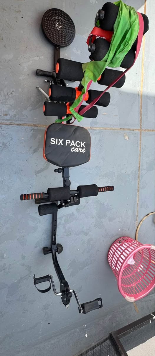 جهاز سكس باك كور

يستخدم لتقويه عضلات الجسم كالبطن والجانبين والخصر والفخذين
يحتوي على مقعد متحرك للخصر  وقرص دوار و عتلات بايسكل متكامل استخدام قليل جدا جديد ،،مع زوجين دمبلصات ١كلغ و  ٣كلغ مع مطاط رياضي للشد .. 
يعمل على حرق الدهون في الجسم
سهل الخزن
 مستعمل نضيف  جدا استعمال قليل جدا مابي نقص السعر ٧٥٠٠٠ بدون مفاوضات .. بغداد, العراق


**إذا كنت صاحب هذا الإعلان وتريد حذفه لأي سبب، رجاءا أرسل رسالة إلى الدعم الفني**