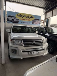 لاندكروزر • ٢٠١١ • كفالة