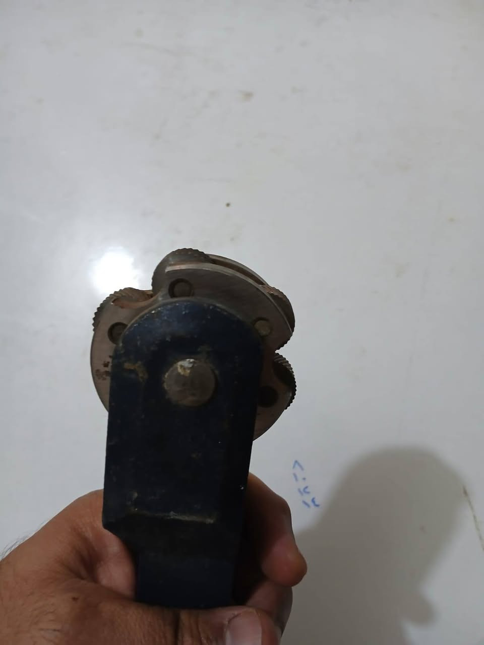 هولدرات.  خراطه. وظرف كزكز.  التواصل على الوات ساب
‏‪***********‬‏
او رساله خاص يوجد توصيل محافظات
