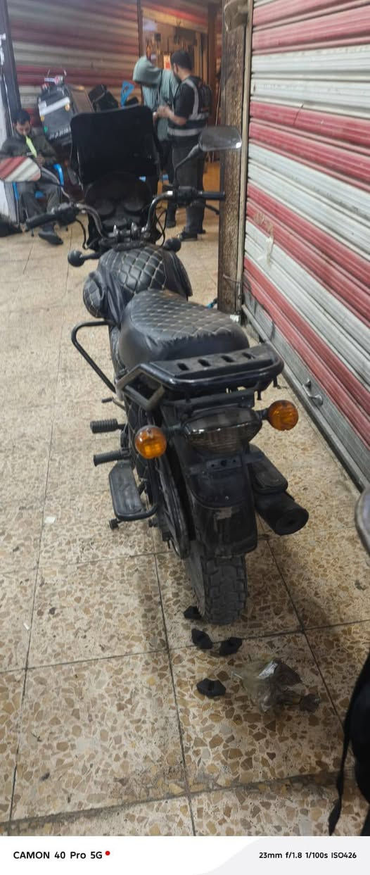 السلام عليكم بوكسر جبلي موديل 23 تجفيت وكاله اوراق اصوليه شرط الترقيم يحتاجله سلف وراجس سلف الدراجه شغاله وخرسه شلعه ومعدل🚀🚀 مكاني بغداد السيديه السعر مليون ونص بيها مجال للطيبين بيع فقط***********
