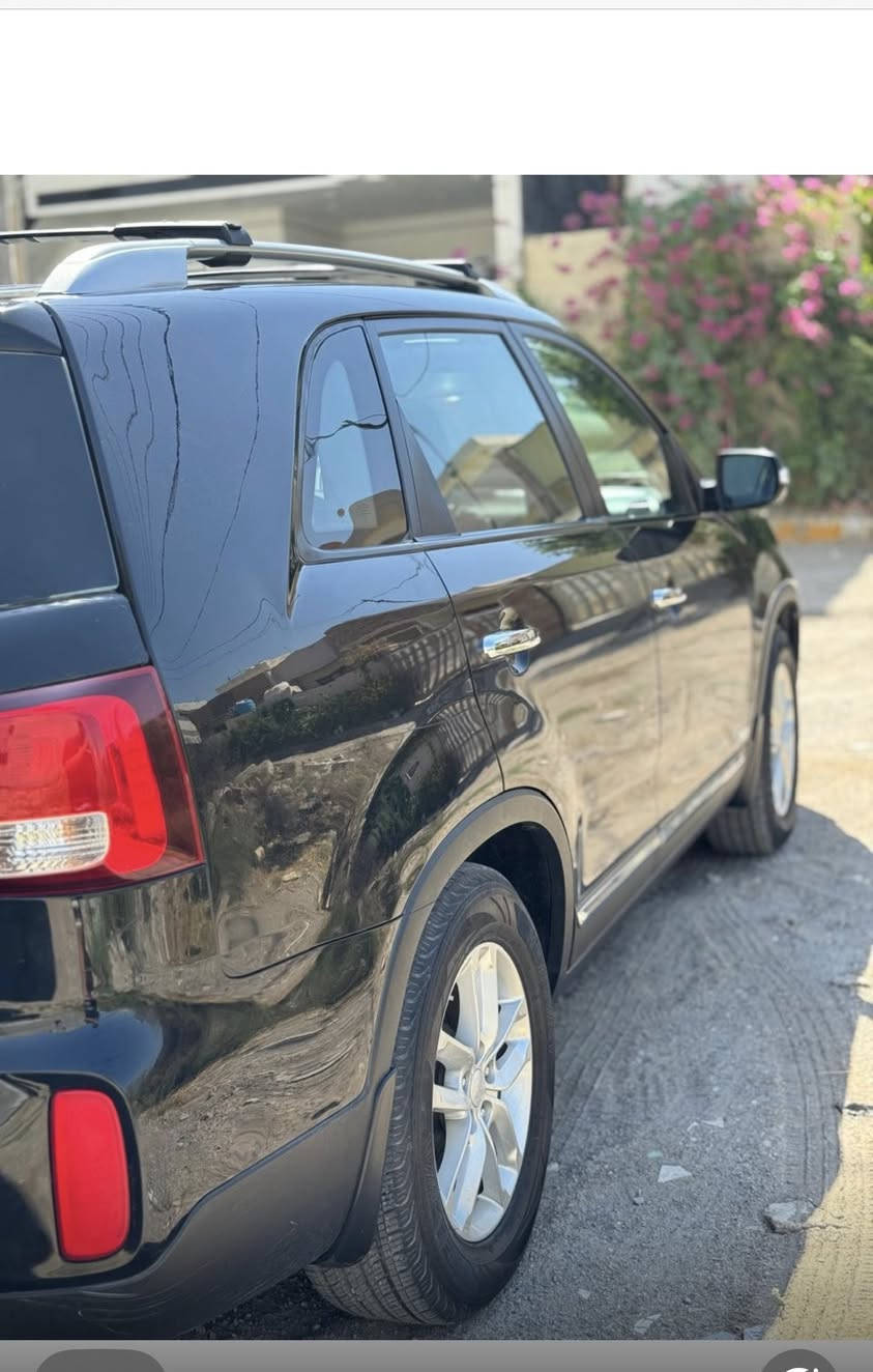 سلام عليكم
سورنتو 2015 امريكي  6 سلندر 7 راكب  فور ويل بردات خلفية بلادي حادث طخه خفيفه بلصندوك  بدون  صبغ بدون تبديل  صدر اماني خلفي جديد رقم ديالى   ماشيه 95 حقيقي  سياره حلوه احلى من صور مكان سياره ديالى بعقوبه   ***********
