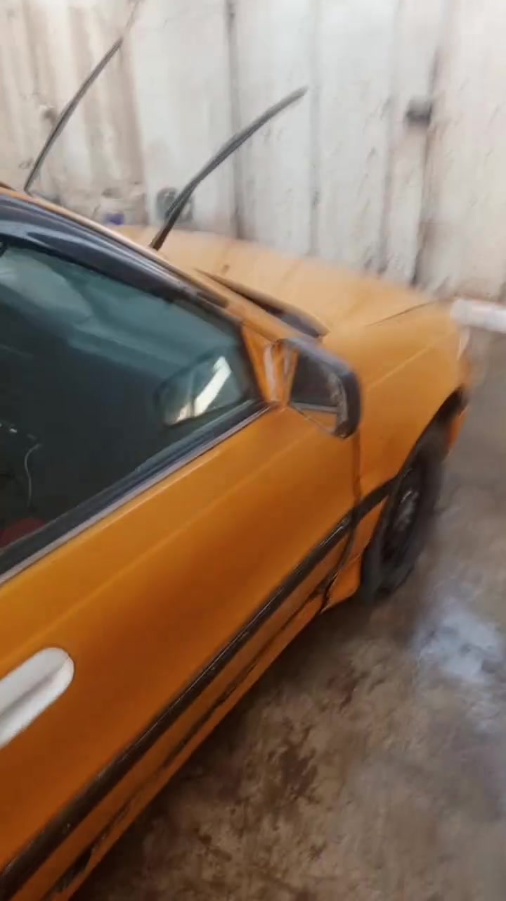 سلام عليكم الانتره دمعه للبيع سعر 14 ورقه وبيها مجال قليل صاحبه موجود تريد وكاله أو تحويل سياره دخن بس ما تنقص سياره حلوه بس عايزه ترتيبات بسيطه 
***********. مكاني سامراء
