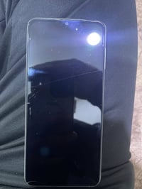 A12 • شاشة مخدوشة • شغال كامل