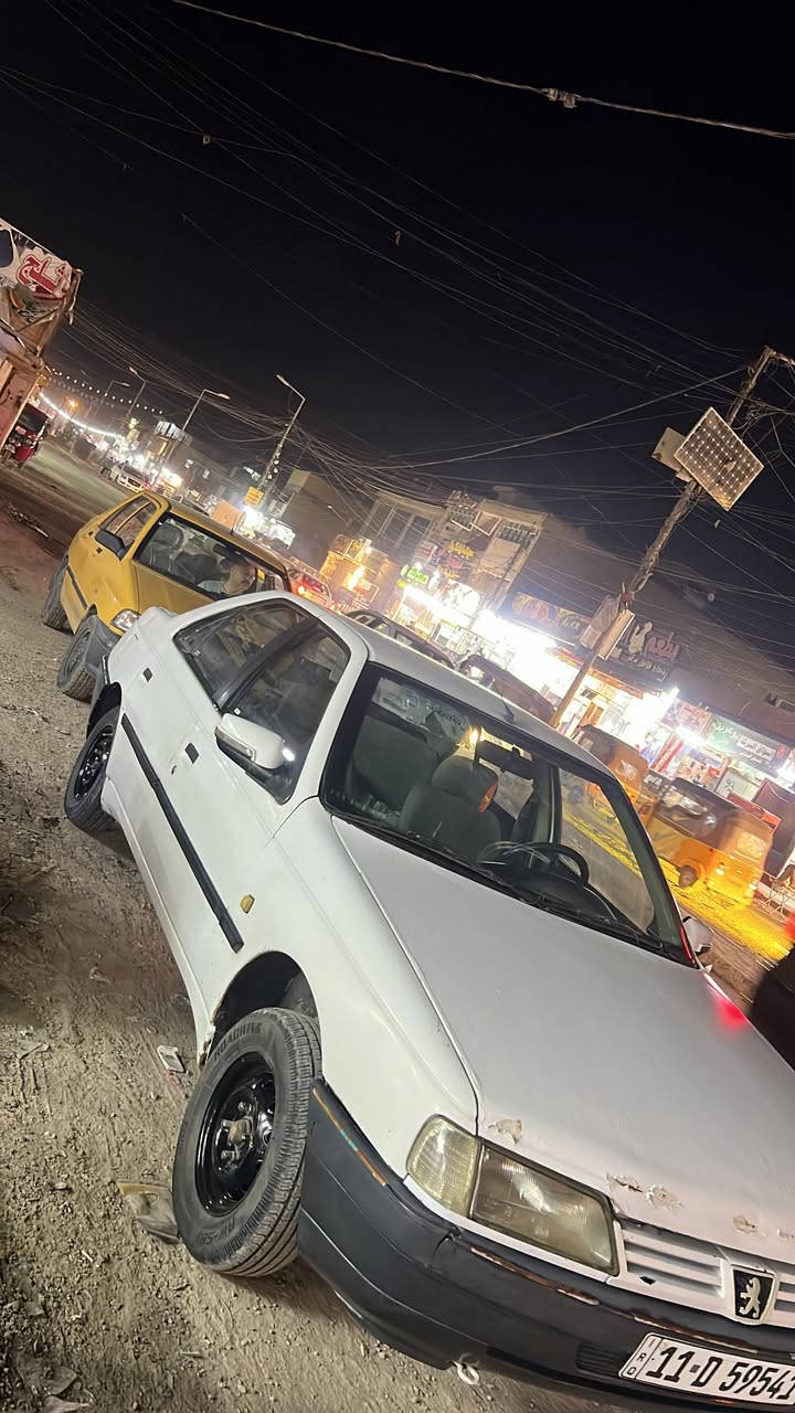 السلام عليكم بيجو روى 2009 بأسمي سياره كير مكينه كفاله كشر زين سياره خير من الله    غرفتها حلوه نظيفه. ملاحظة الجامه الاماميه بل جديد انكسرت مكاني بغداد التاجي سعرها25

‭***********‬
