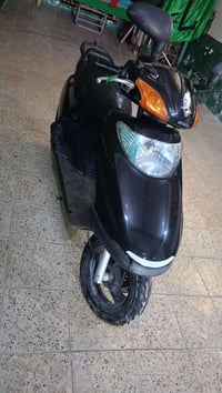 سبيسي ياباني للبيع السعر 570 وبيها مجال  تواصل واتساب 07858323817