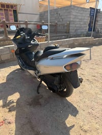 فورزه • ٢٠٠٦ • للبيع