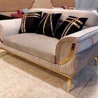 موديل شانيل • كنبة • بغداد