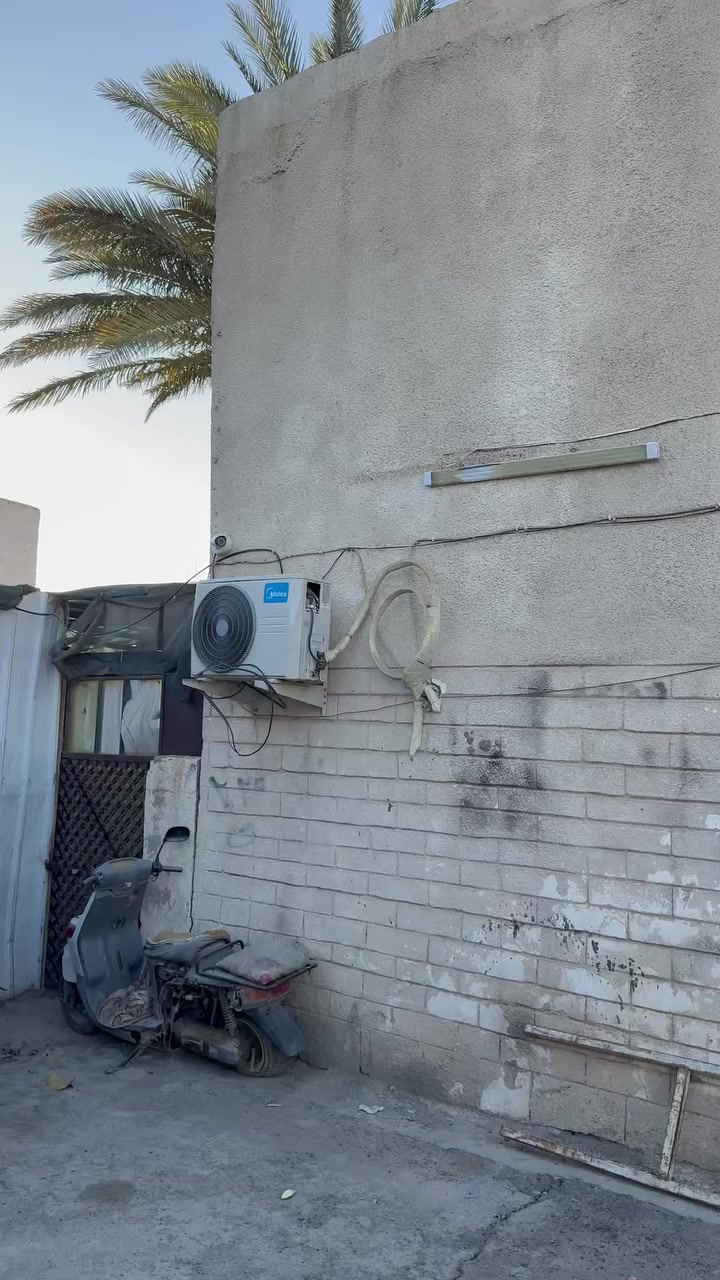 دار طابو صرف مساحة 72 متر قريبة جدا على الامام عليه السلام واقعة مقابل ساحة صاحب الزمان 
للتواصل 
***********
