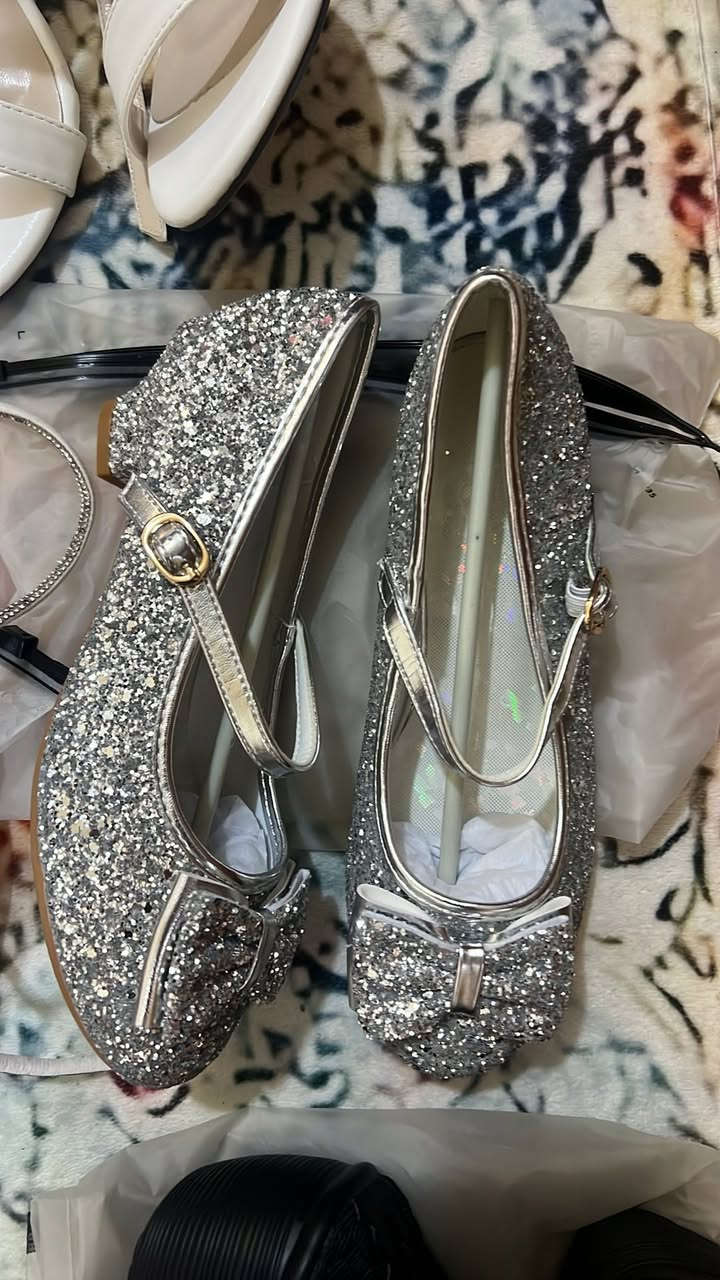 شلعة احذية نسائية ٨٠ قطعه بسعر مناسب


**إذا كنت صاحب هذا الإعلان وتريد حذفه لأي سبب، رجاءا أرسل رسالة إلى الدعم الفني**