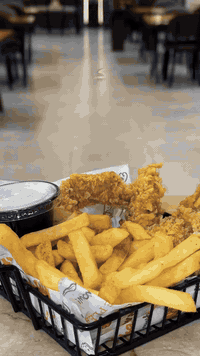 الكرسبي فن 🎨🖼️
.
📍 الفرع الأول:
النجف الأشرف / قرية الغدير / خلف مدارس البعد الرابع
📞 *********** - ***********

📍 الفرع الثاني:
مجمع الأميرات / خلف مول الأميرات / C6 H9
📞 *********** - ***********

📍 الفرع الثالث:
قرية الغدير 2 / خلف مول هافانا / مجاور الصيدلية
📞 *********** - ***********

🕚 أوقات العمل: 11 صباحاً - 1 فجراً

#العراق #النجف #النجف_الأشرف #سناك_القرية #مطاعم
