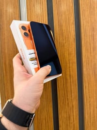 ايفون 17 برو ماكس   256 ذاكره شريحه الكترونيه عدد دورات شحن 59 قفله 18...