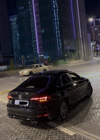 Jetta. 2019 SEL  بو فروشتن كوشن هيته ر سوكان هيته ر ناو ليد ١٢ الوان ج...