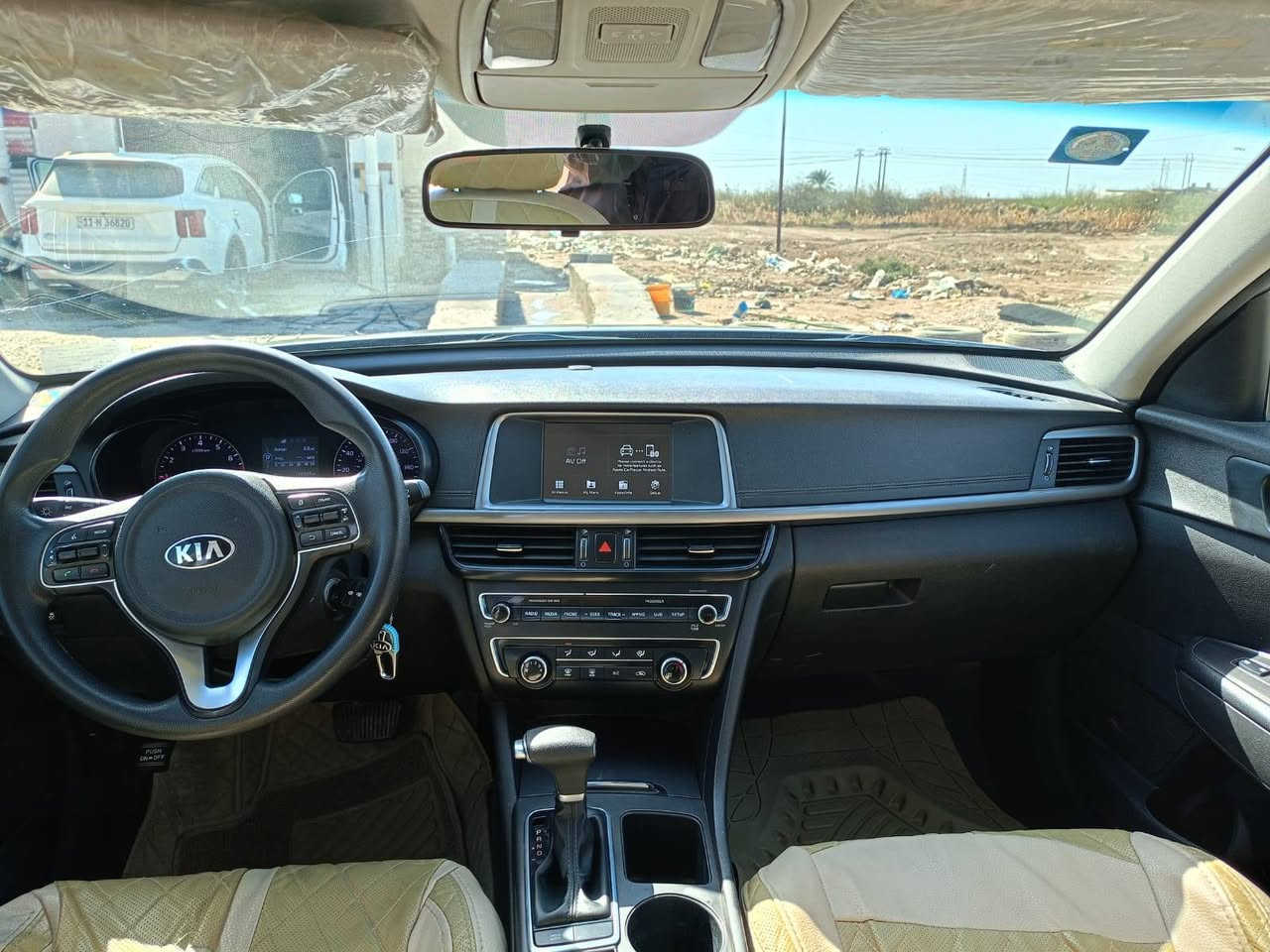 كيا اوبتيما ٢٠١٨ جديده ع وضع الشركه 
لاشخوط ولاطخات بدئ صافي 
سنويه ٢٠٣١ هزه جديده رقم دولي 
بيع مستعجل لان محتاج جوه السوك سعرها 
***********/***********
