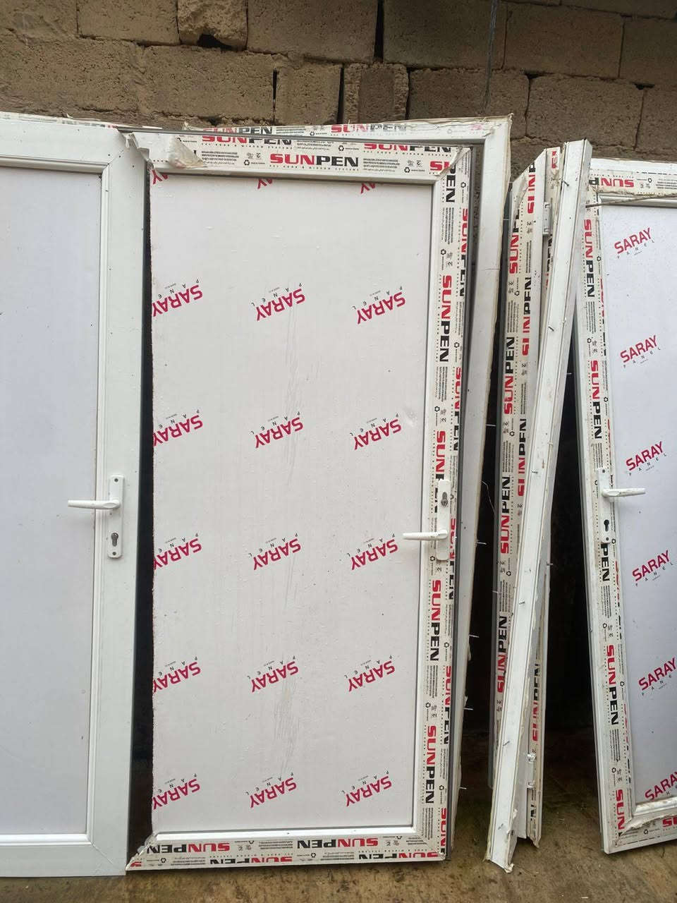 السلام عليكم
3 بوب بلاستك للبيع
كاملة مناقصها شي
جدد ونضاف
لقياس الطول كلها 200 ولعرض 90 وواحد 80
مكاني تكريت القادسية
***********
